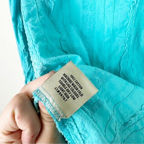 Scully Blue Pearl Snap Button Down Blouse Top Size Medium - Picture 7 of 8